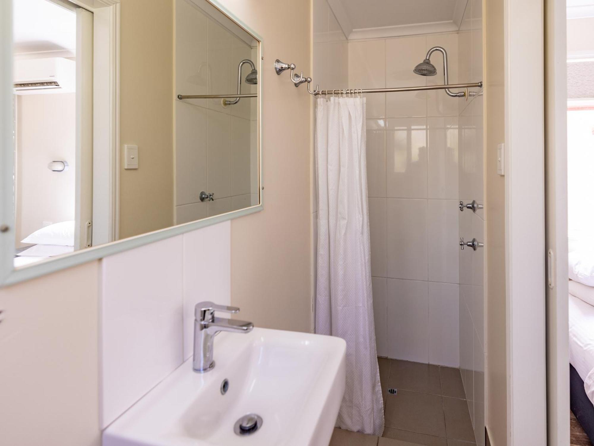 Nrma Capricorn Yeppoon Holiday Park Kinka Kamer foto
